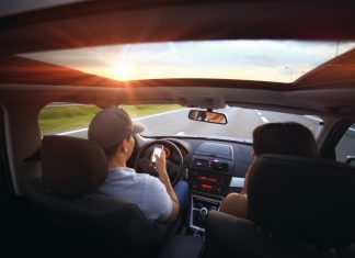 Technické vymoženosti, které vylepší váš příští road trip