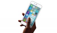 iPhone6s-Hand-SafariQuickAction-PR-PRINT